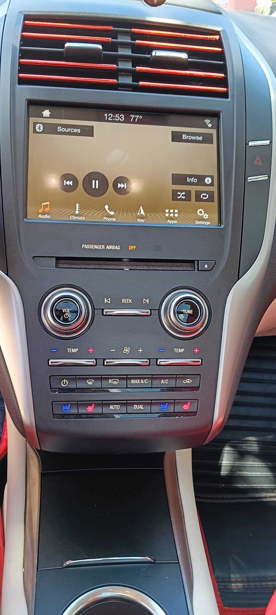 
2016 Lincoln MKC full									